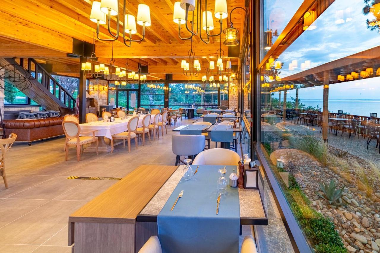 Marisstone Hotels Mecidiye Екстер'єр фото